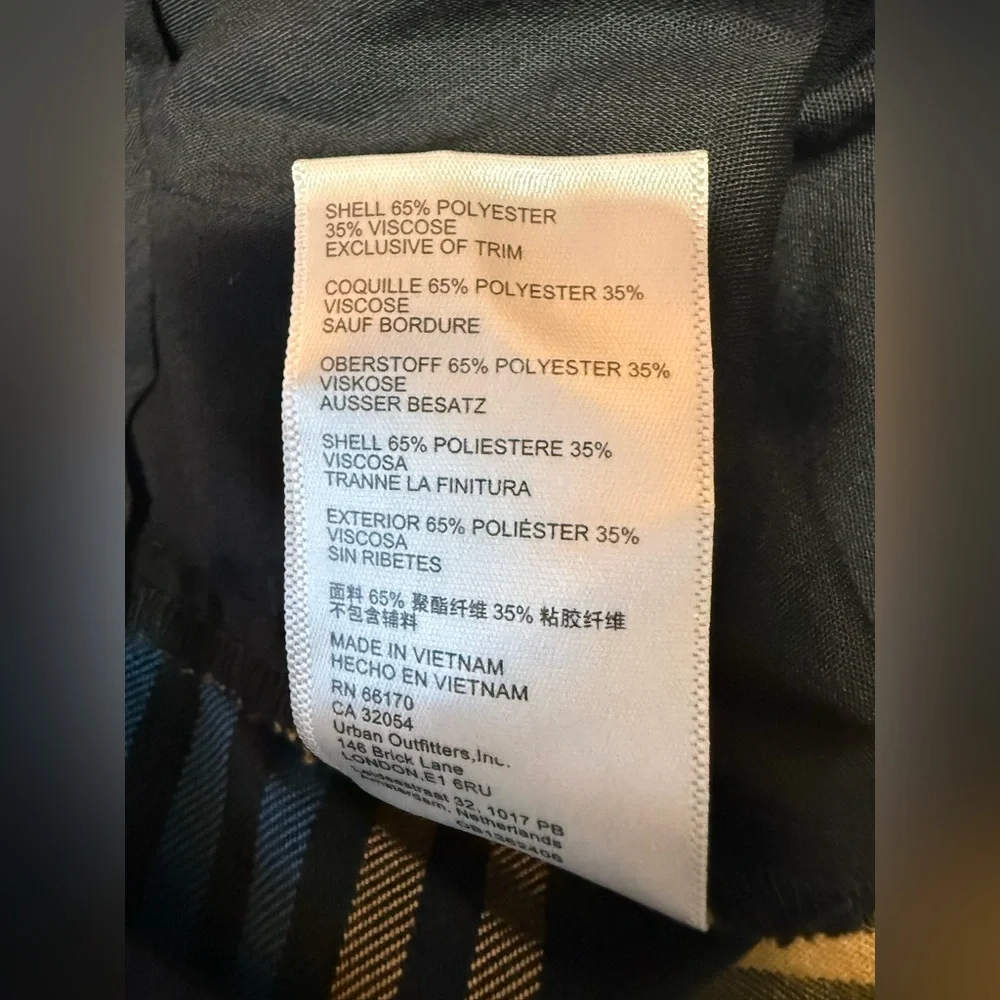 Urban Outfitters Claire Blue Yellow Plaid Y2K Cropped Pants Women SZ 6 - Picture 10 of 10